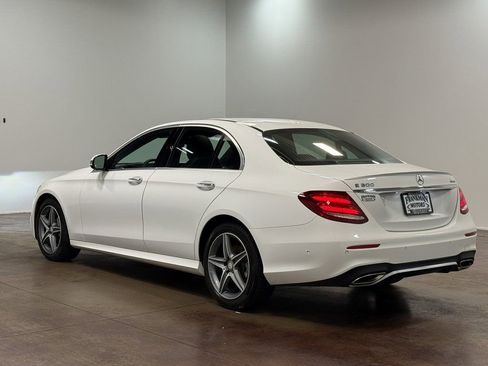 Used 2017 Mercedes-Benz E 300 4MATIC image 26