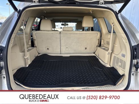 Used 2015 Toyota Highlander XLE image 9