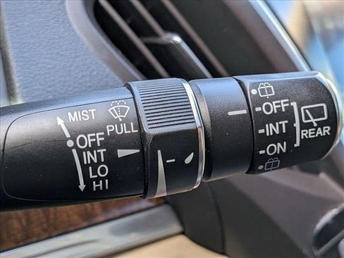 Used 2018 Acura MDX SH-AWD image 11