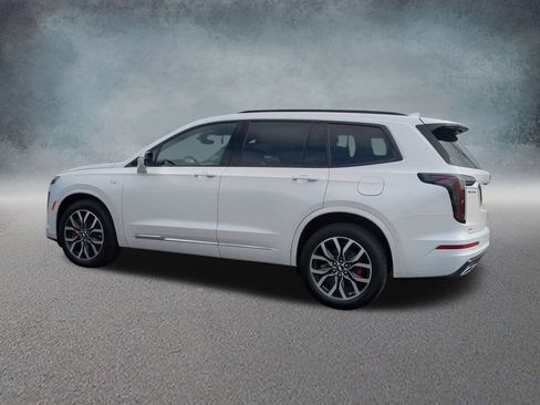 New 2024 Cadillac XT6 Sport w/ Technology Package image 2