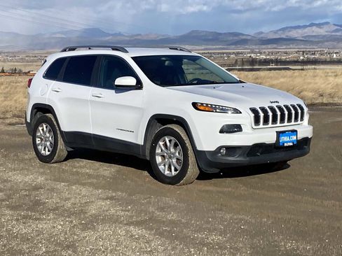 Used 2018 Jeep Cherokee Latitude image 19