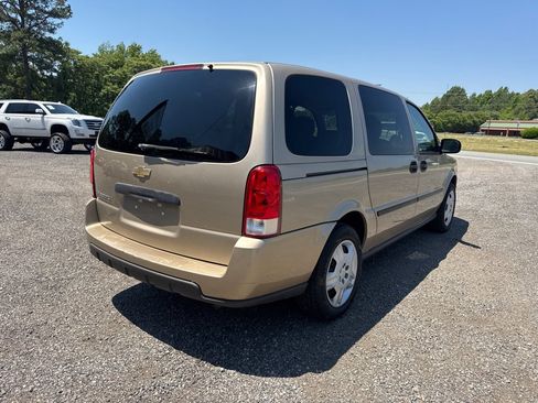 Used 2006 Chevrolet Uplander LS w/ Climate Package FWD image 8