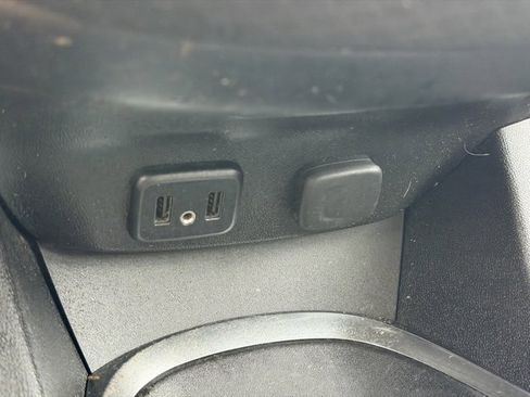 Used 2016 Chevrolet Malibu LT image 15