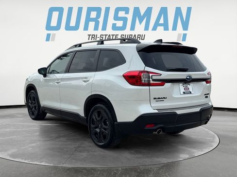 Certified 2025 Subaru Ascent Bronze Edition w/ Onyx Package AWD/4WD image 4