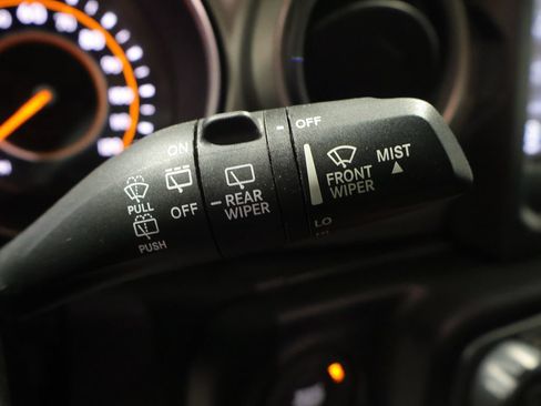 Used 2021 Jeep Wrangler Unlimited Sport AWD/4WD image 41