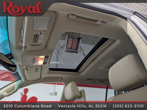 Used 2013 Lexus LX 570 4WD image 31