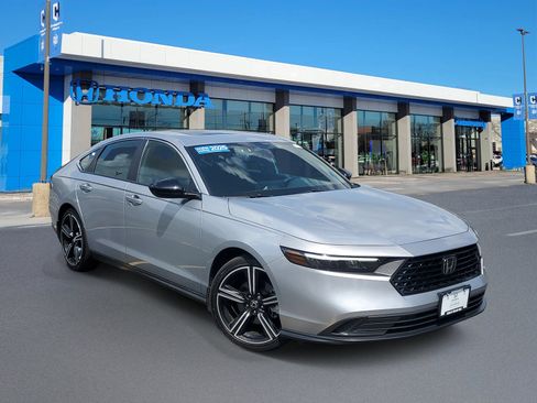 Certified 2025 Honda Accord Sport image 1