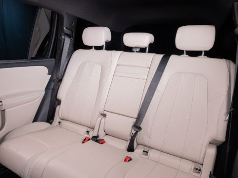 New 2026 Mercedes-Benz GLB 250 4MATIC image 25