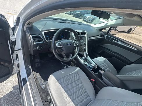 Used 2016 Ford Fusion S FWD image 9