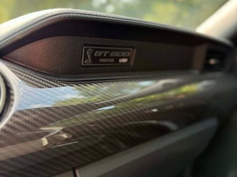 Used 2020 Ford Mustang Shelby GT500 w/ Carbon Fiber Track Pack RWD image 14