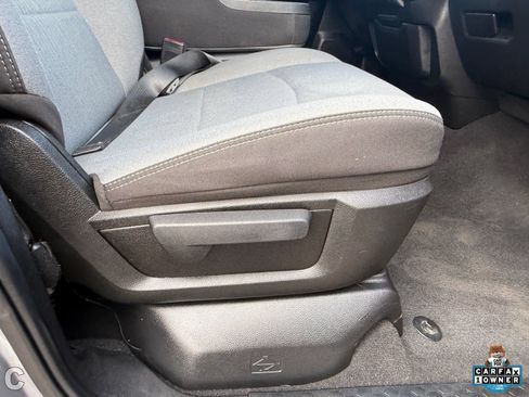 Used 2022 RAM 2500 Big Horn AWD/4WD image 11