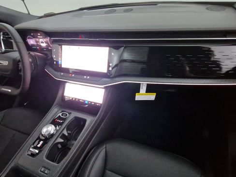 New 2025 Jeep Wagoneer Limited image 26