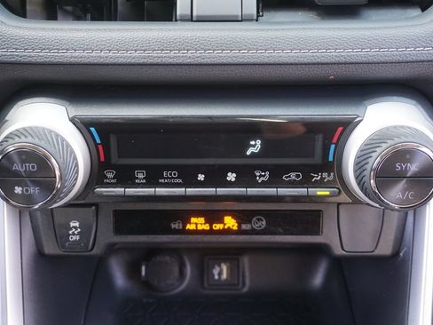 Certified 2025 Toyota RAV4 XLE AWD/4WD image 12