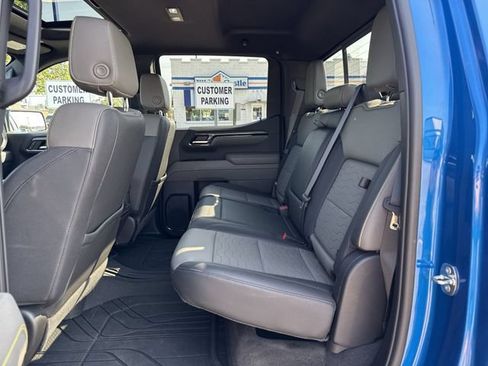 Used 2022 Chevrolet Silverado 1500 ZR2 w/ Technology Package AWD/4WD image 26