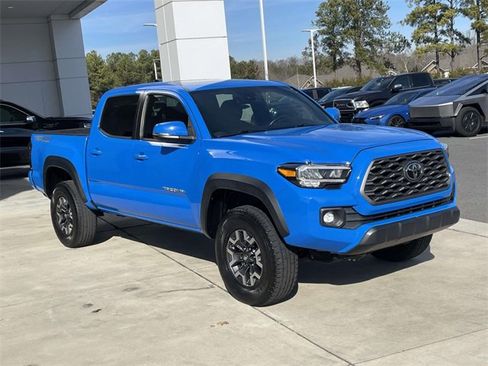 Used 2020 Toyota Tacoma SR5 image 4