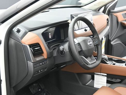 New 2026 Nissan Rogue Platinum w/ Tech Package image 7