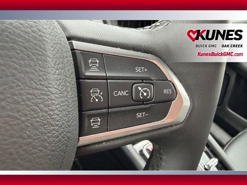 Used 2025 Jeep Compass Limited AWD/4WD image 12
