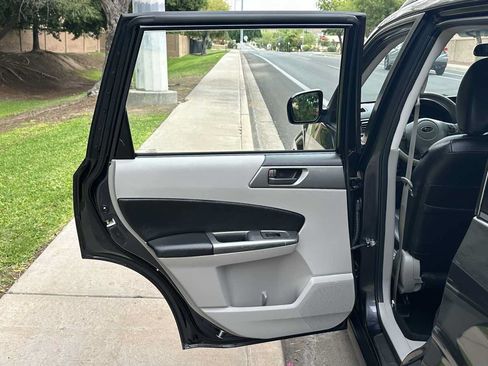 Used 2013 Subaru Forester 2.5X AWD/4WD image 44