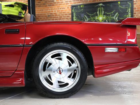 Used 1989 Chevrolet Corvette Convertible image 15