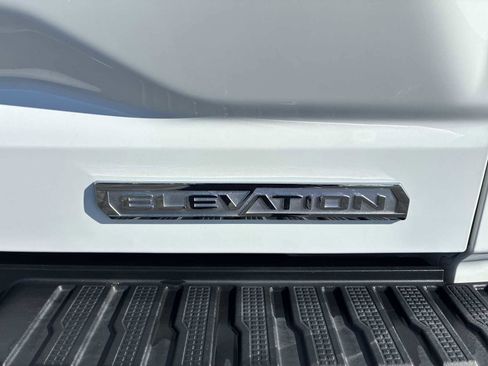 Used 2023 GMC Sierra 1500 Elevation w/ Preferred Package image 30