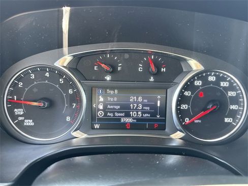 Used 2022 GMC Acadia SLE image 3