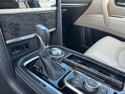 Used 2022 Nissan Armada Platinum image 25