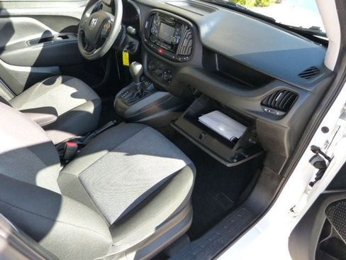 Used 2022 RAM ProMaster City Wagon image 25