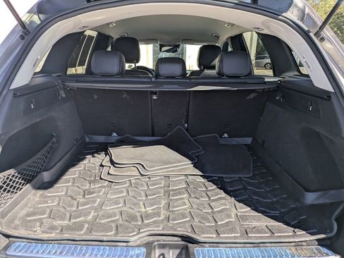 Used 2021 Mercedes-Benz GLC 300 GLC 300 w/ Multimedia Package image 11