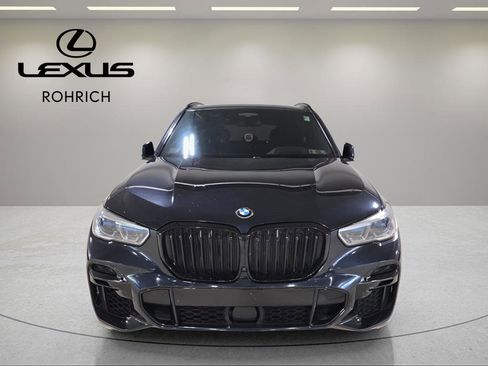 Used 2022 BMW X5 M50i w/ Executive Package image 2