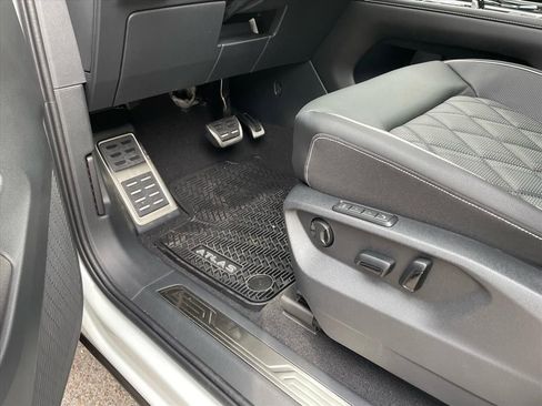 New 2026 Volkswagen Atlas SEL Premium R-Line AWD/4WD image 24