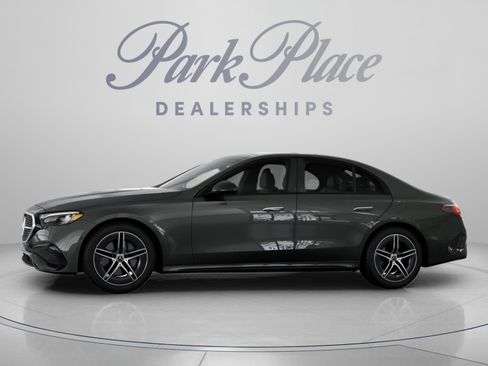 Used 2026 Mercedes-Benz E 350 Sedan image 4