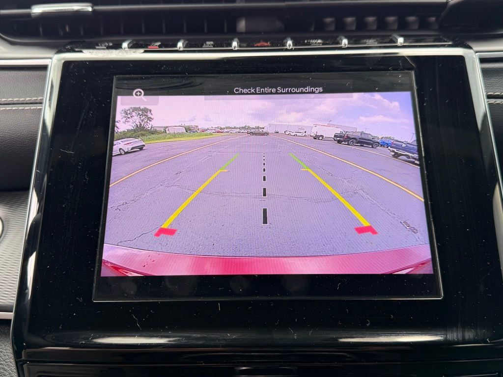 Used 2023 Jeep Grand Cherokee L Laredo AWD/4WD image 32