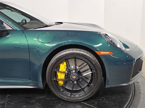 Used 2025 Porsche 911 Carrera GTS image 11