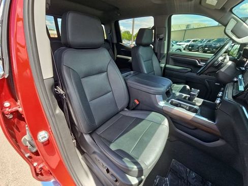 Used 2023 GMC Sierra 1500 SLT w/ SLT Premium Package AWD/4WD image 16