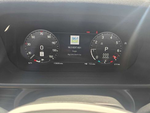 Used 2023 Land Rover Defender 130 SE AWD/4WD image 27