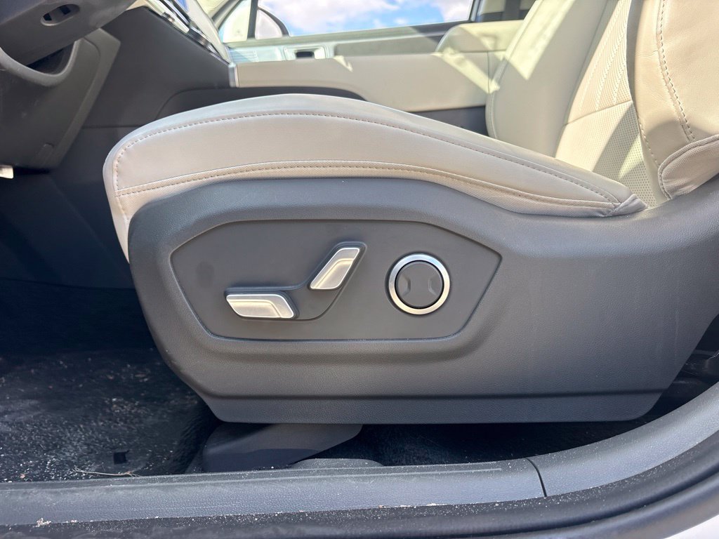 Used 2026 Hyundai Santa Fe SEL AWD/4WD image 10