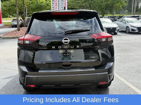 Used 2025 Nissan Rogue SV AWD/4WD image 6