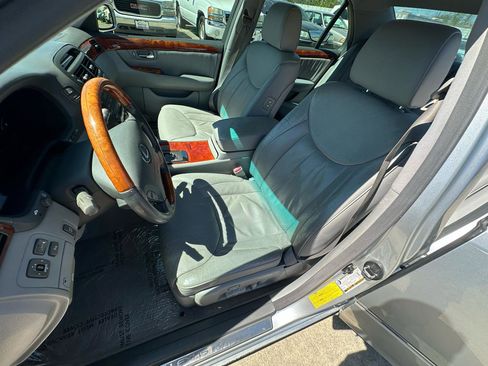 Used 2004 Lexus LS 430 Sedan image 61