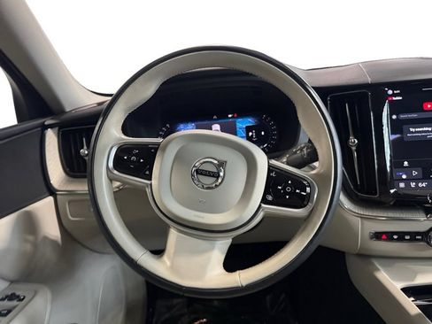Used 2023 Volvo XC60 B5 Plus w/ Climate Package AWD/4WD image 17