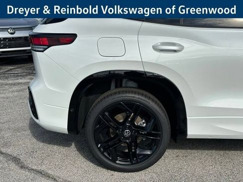 New 2026 Volkswagen Tiguan SE R-Line AWD/4WD image 9