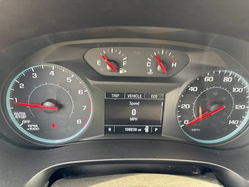 Used 2020 Chevrolet Malibu LT FWD image 15