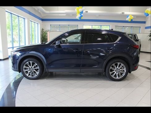 Used 2019 MAZDA CX-5 Signature AWD/4WD image 8