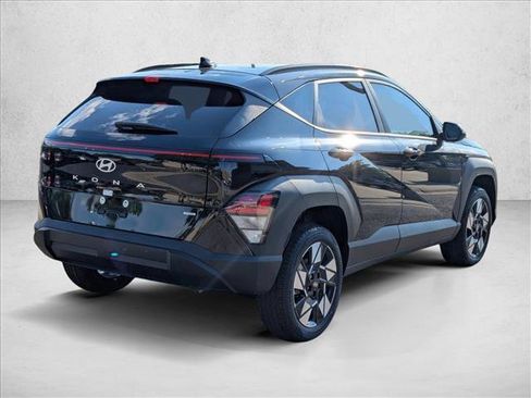 Used 2025 Hyundai Kona SEL AWD/4WD image 2