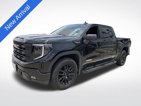 Used 2022 GMC Sierra 1500 Elevation AWD/4WD image 1