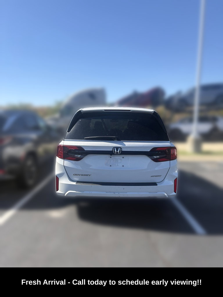 Used 2025 Honda Odyssey Sport-L image 4