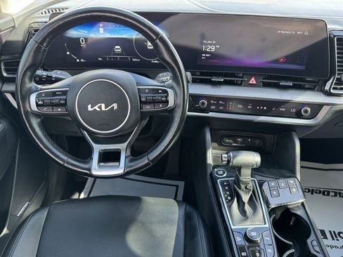 Used 2024 Kia Sportage SX image 10