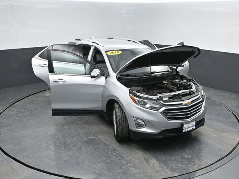 Used 2019 Chevrolet Equinox Premier image 48