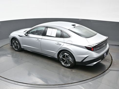 Certified 2026 Hyundai Sonata SEL FWD image 35