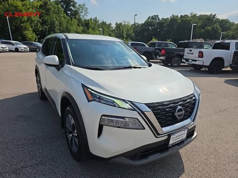 Used 2023 Nissan Rogue SV AWD/4WD image 24