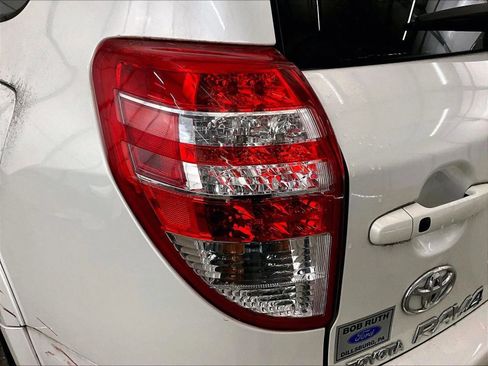 Used 2010 Toyota RAV4 Limited image 28